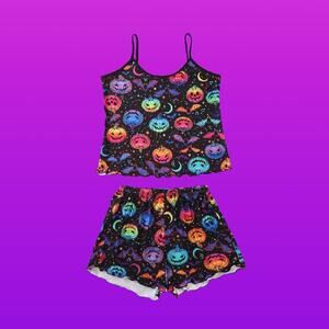 Ladies 2 Piece Colorful Halloween Pajamas Set with Shirt & Shorts Size Medium